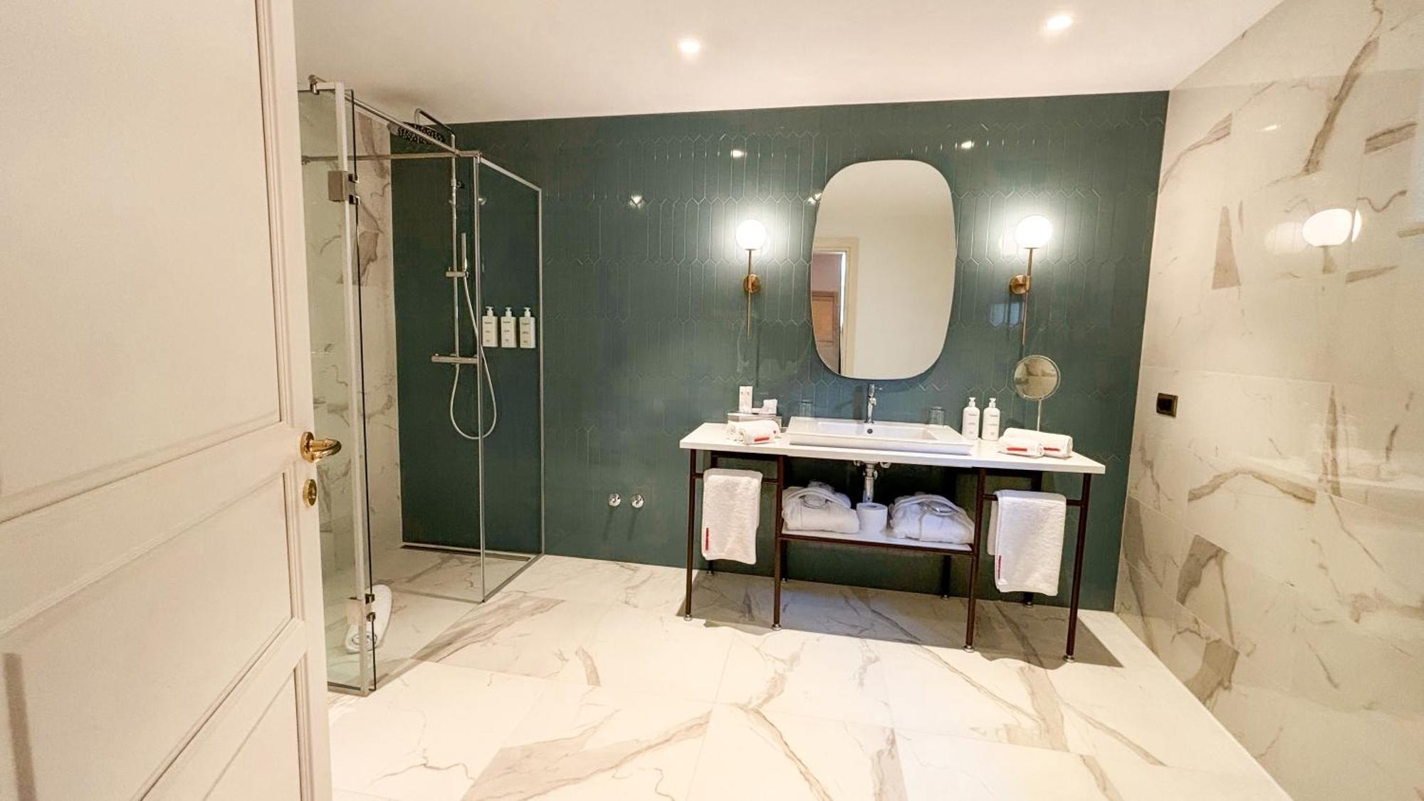 Residence Deluxe Room,1695354167:JPEG